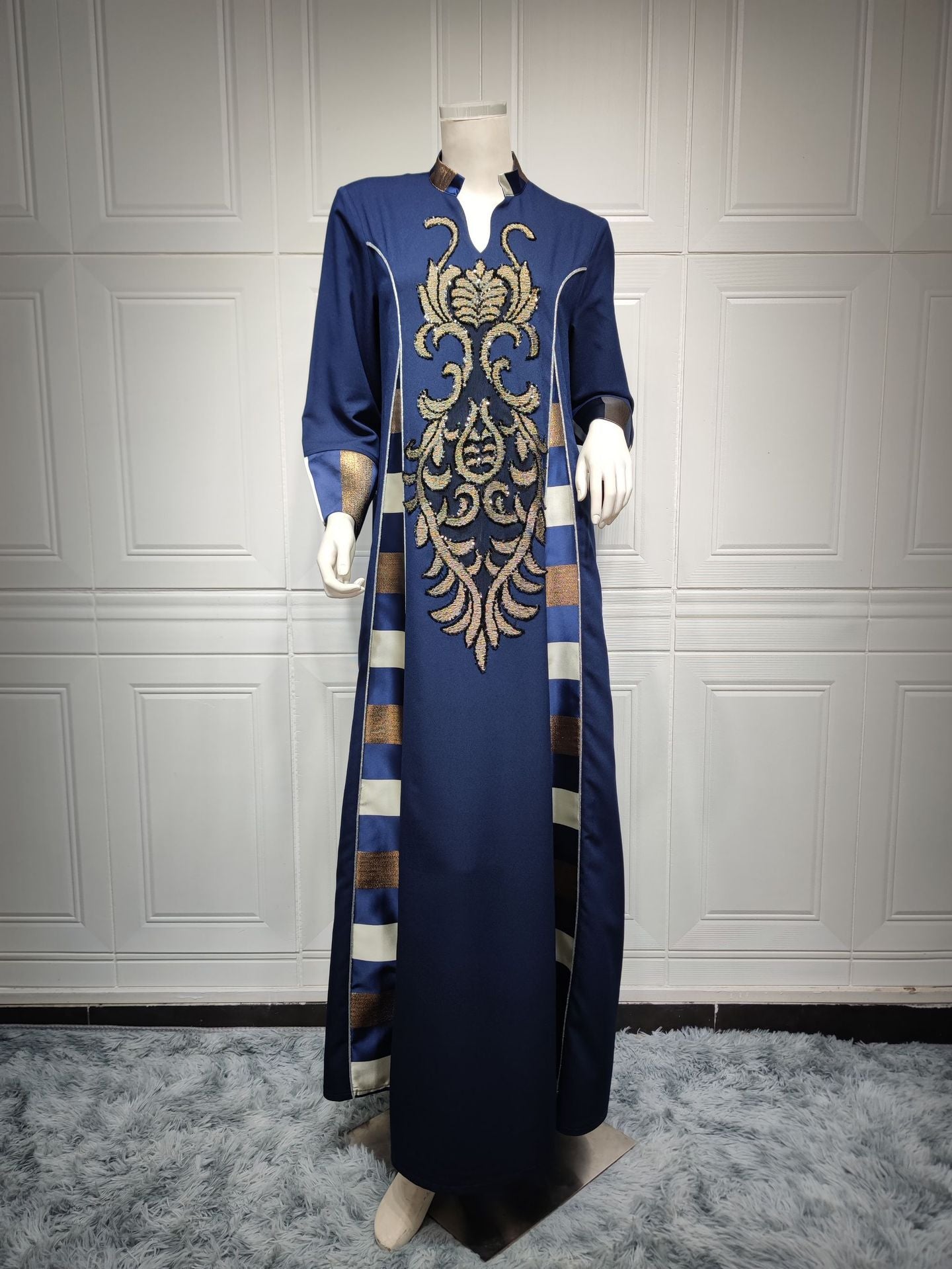 Women's Fashionable Embroidered Long Dress