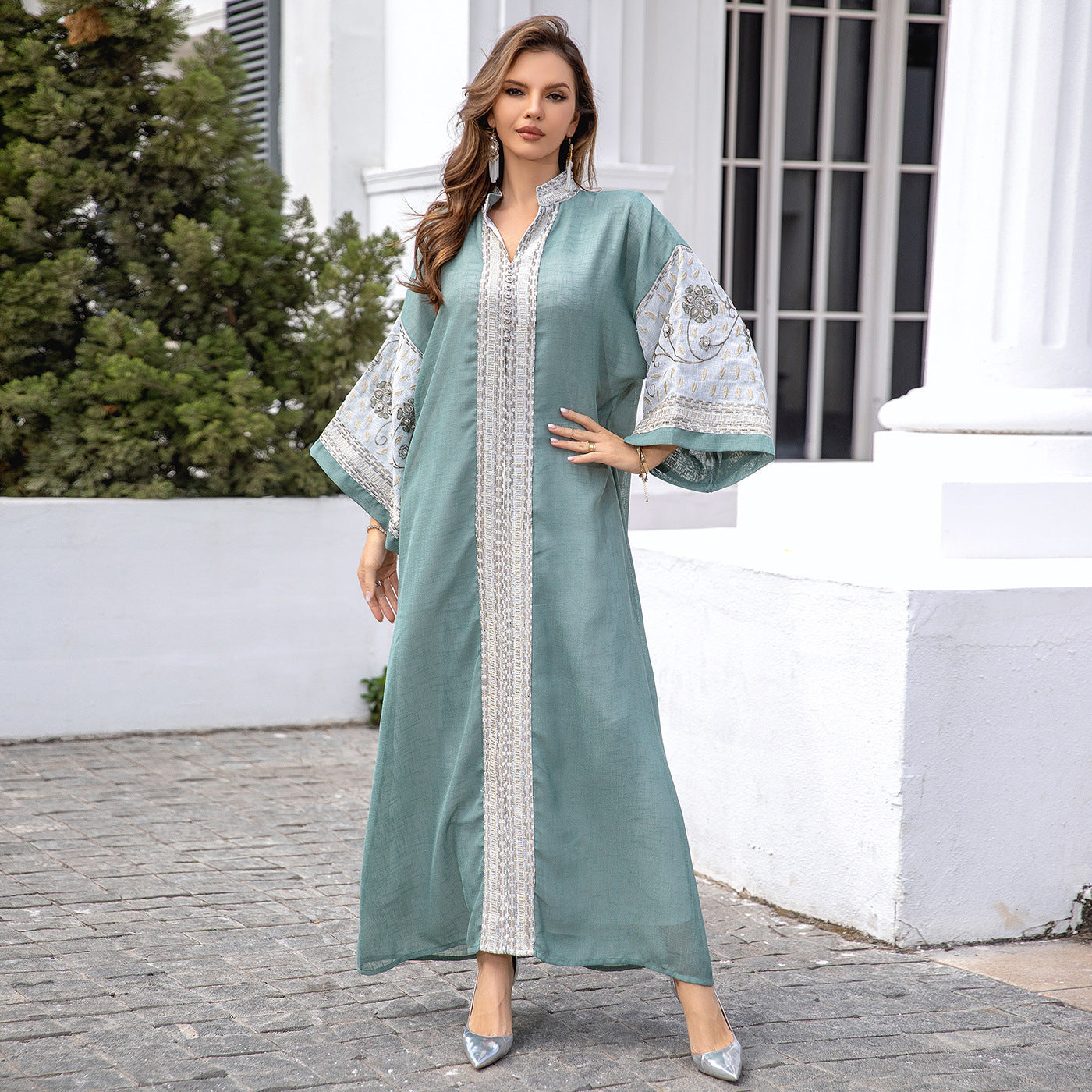 Middle East Foreign Trade Muslim Robe New Embroidered Women's Gown