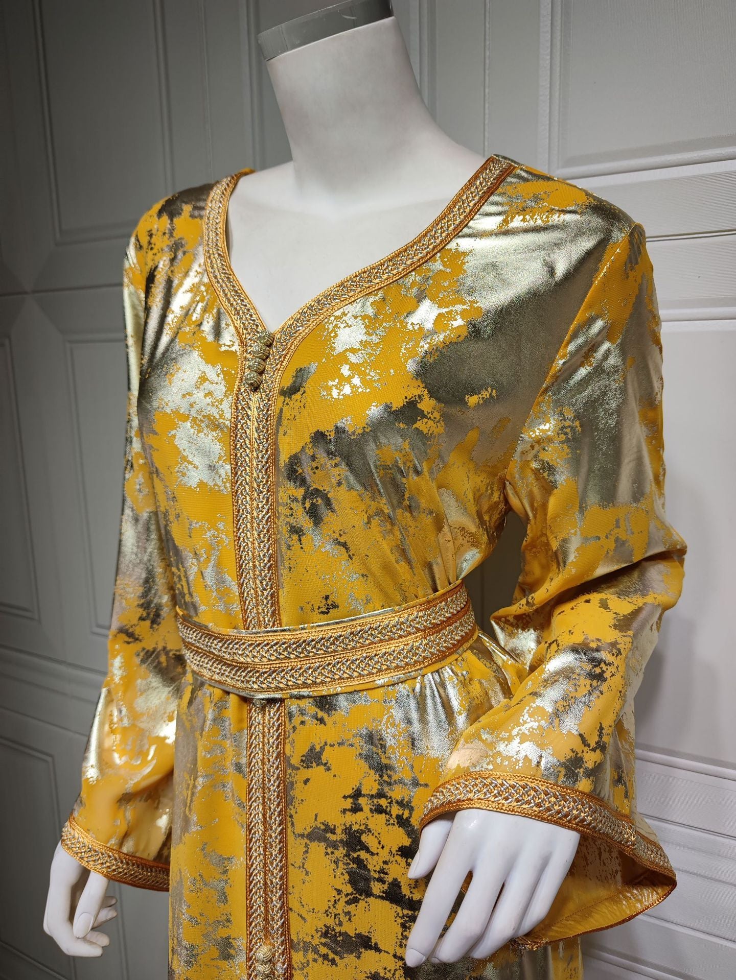 Muslim Gilded Robe Women's Two-piece Set With Belt