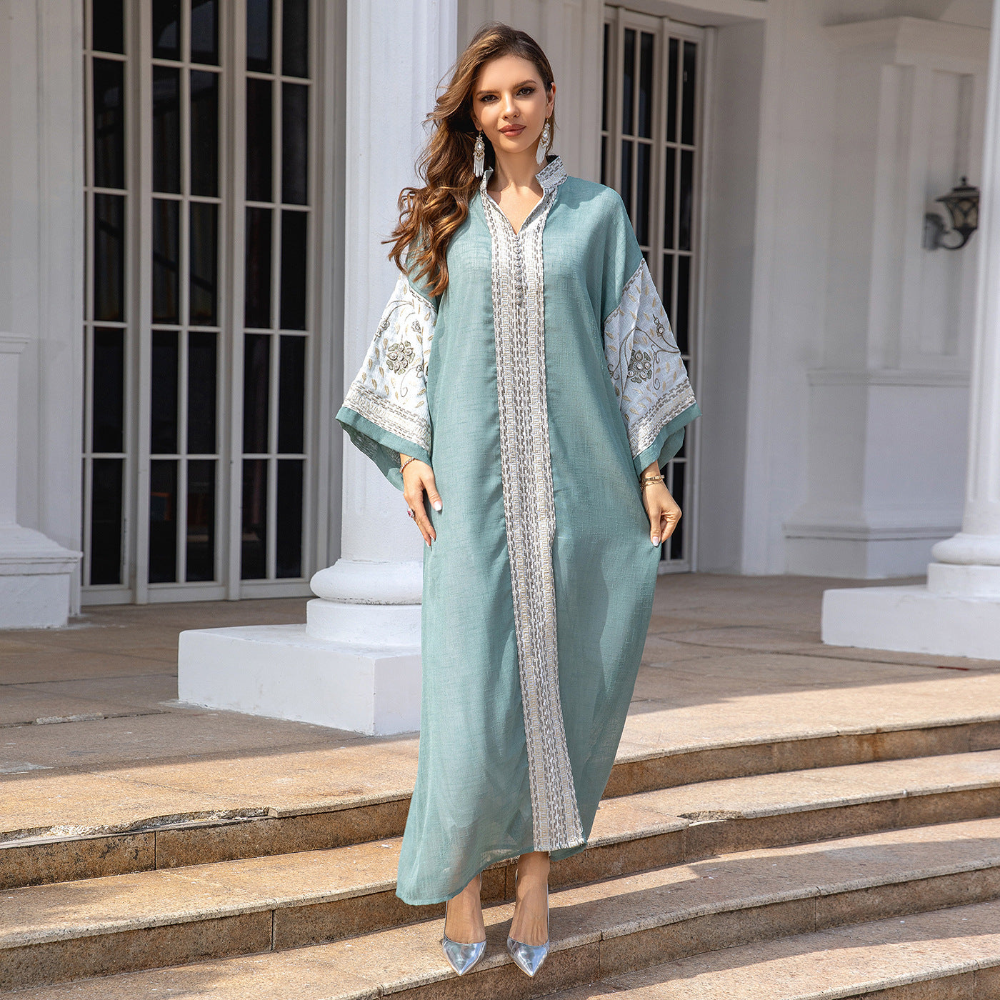 Middle East Foreign Trade Muslim Robe New Embroidered Women's Gown